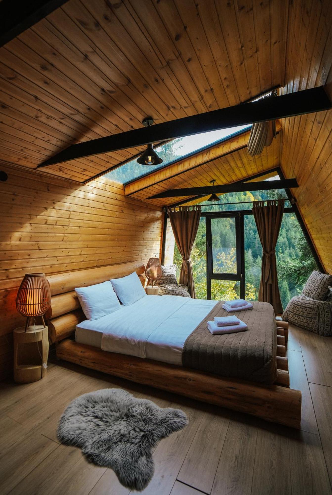 Galileo In Lodge *
